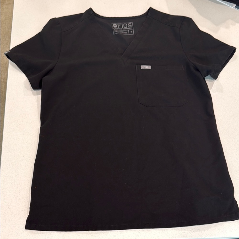 FIGS “Catarina” Black V-Neck Scrub Top